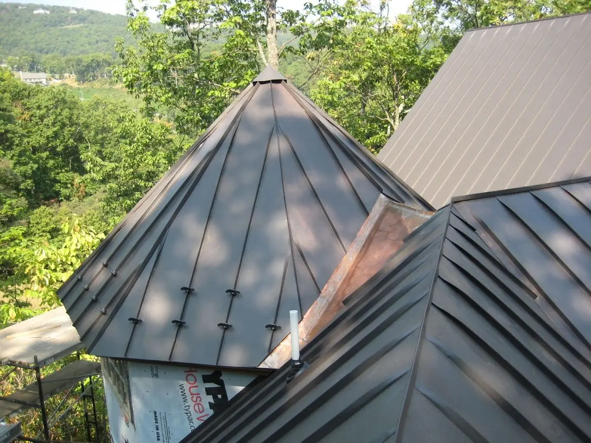 Professional Shingle Replacement & Repair by Craftsman Roofing in Cedar Flat